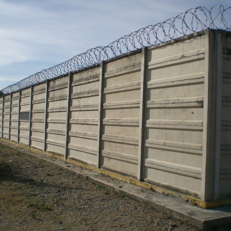Muros de Protección de Plantas y Equipos
