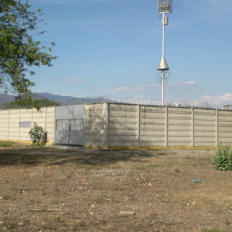 Muros de Protección de Plantas y Equipos