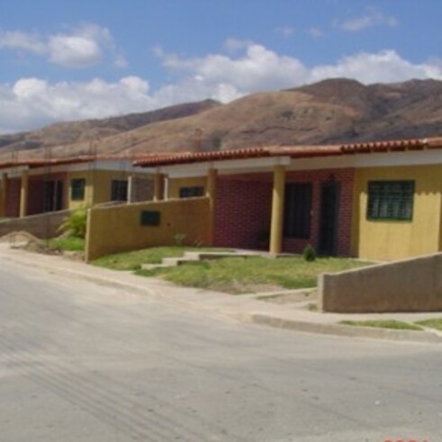 VIVIENDA MODELO MAGDALENO 54 mts2 - Urb. Manantial, El Consejo, estado Aragua, Venezuela