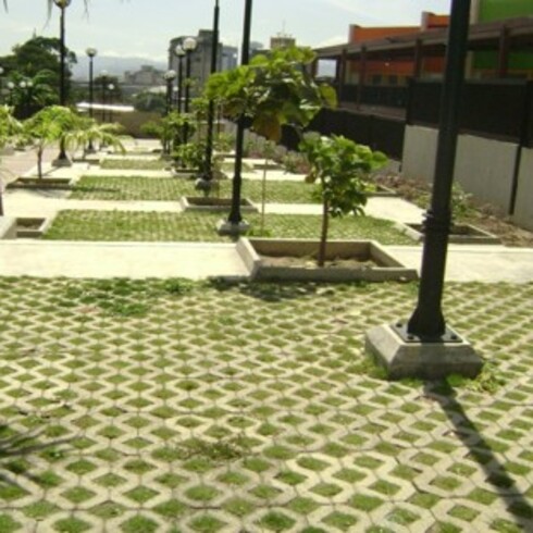 PLAZA DEL TRIBUNAL SUPREMO DE JUSTICIA - Caracas, Distrito Capital, Venezuela