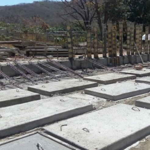 CONSTRUCCIÓN DE PILOTES, VIGAS ESTRUCTURALES Y ACERAS - Muro Perimetral del Muelle de Bachaquero, estado Zulia, Venezuela