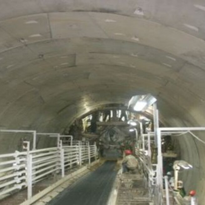 CONSTRUCCIÓN DE DOVELAS EN CONCRETO - Consorcio Línea II del metro de Los Teques, estado Miranda, Venezuela